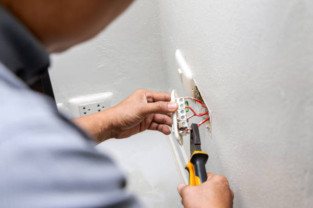 Best Electrical Contractors for Businesses  in Bingham Farms, MI